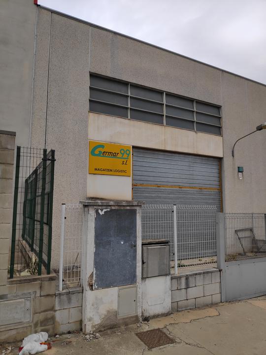 Nave industrial en Girona