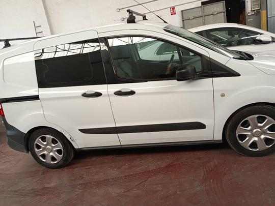 Ford TRANSIT COURIER en Valencia 