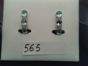 PENDIENTES ORO VLANCO AGUAMARINA 4.42CT Y BRILLANTE0.08 CT. CIERRE OMEGA.     FOTO 565                                                                                                                                                                                                                                                                                                            en Valladolid