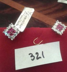 PENDIENTES ORO BLANCO CORTOS CUADRADOS DE RUBÍES DE 0,67CTS. Y BRILLANTES DE  0,71CTS. Y 2,7 GRS. PESO APROX. NºFOTO 321                                                                                                                                                                                                                                                                          en Valladolid