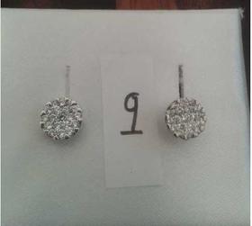 PENDIENTES ORO BLANCO CORTOS REDONDOS CUAJADOS DE BRILLANTES. CIERRE A        PRESION Y 1,9 GRS. APROX. Nº FOTO 9                                                                                                                                                                                                                                                                                 en Valladolid