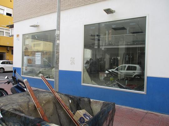 Local comercial en Almeria