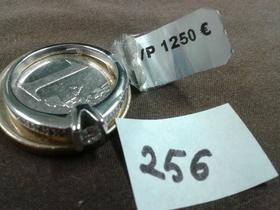 ANILLO CON BRILLANTE CENTRAL Y HOMBROS EN PAVEE, 2.6 GRS. FOTO 256                                                                                                                                                                                                                                                                                                                                en Valladolid