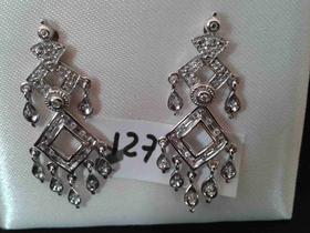 PENDIENTES BRILLANTES LARGOS DE ORO BLANCO 18 KILATES MODELO FANTASÍA CON     0.30CT. FOTO 127                                                                                                                                                                                                                                                                                                    en Valladolid