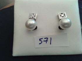 PENDIENTES ORO 18 KILATES CON PERLA CULTIVADA Y 4 BRILLANTES. FOTO 571                                                                                                                                                                                                                                                                                                                            en Valladolid